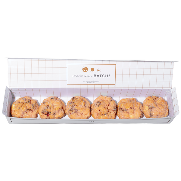 Strawberry cookies in a box